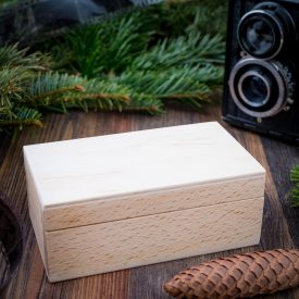 Nyitható fedelű USB pendrive tartó fadoboz 125x70 mm-es, natúr   Nyitható fedelű USB pendrive tartó fadoboz 125x70 mm-es, natúr